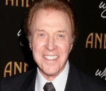 Steve Lawrence Urges Fans Not to Pity Him Amid Battle With Alzheimer's