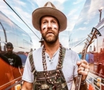 Drake White Thankful for Fans' Prayers After Near Collapse on Stage