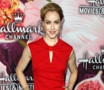 'Suits' Actress Amanda Schull Welcomes First Son at 41
