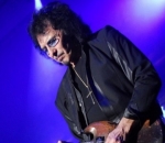 Black Sabbath's Tony Iommi Auctions Guitar to Support Britain's NHS Amid Covid-19 Crisis