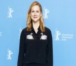 Laura Linney Talks About Struggles to Get Pass Father's Bad Reputation in Her Early Career