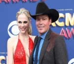 Clay Walker and Wife Expecting Baby Boy