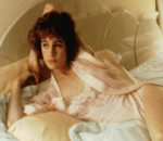 Sean Young Recalls Thinking She Had No Choice But Agreeing to Do Nude Scene in 'No Way Out' 