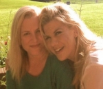Kristen Johnston's Sister Dies Following Longtime Struggle With Addiction 