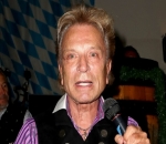 Report: Siegfried Fischbacher of Siegfried and Roy Fighting Terminal Pancreatic Cancer
