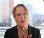 'Ocean's Twelve' Star Eddie Izzard Keen to Undergo Sex Reassignment Surgery 