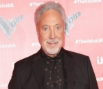 Tom Jones Only Learns About Wife's Homesickness After She Died of Lung Cancer
