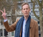 Laurence Fox Won't Send Sons Back to School to Prevent Them From Getting Covid-19 Vaccination