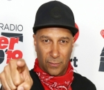 Rage Against the Machine's Tom Morello Accidentally Tackled by Security at Toronto Show