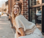 Lindsie Chrisley Details How She 'Reconnect' With Estranged Dad Todd After Announcing Her Divorce