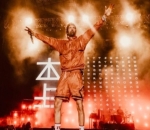 Serge Pizzorno Becomes Kasabian's Frontman Because He Has 'No Choice'