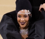 Rihanna Flashes Her Stomach 3 Months After Giving Birth
