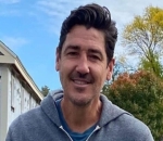 Jonathan Knight Confirms Secret Wedding, Plans Big Celebration