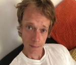 Alfie Allen Plans to Surprise Daughter With Her Dream Pet