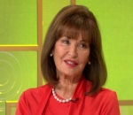 Stephanie Beacham Faces Hammer-Wielding Thief in Her House