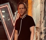 Olly Murs Still Hasn't Got Used to Wearing Wedding Ring, Two Months After Nuptials