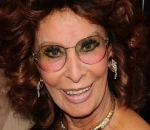 Sophia Loren Is Hospitalized Due to Several Fractures After Bad Fall at Home