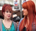 Wynonna Judd Sings Like It's Her 'Last Show' After Her Mom's Death