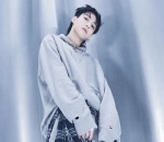 Jungkook Insists His Only Girlfriend Is His Fans