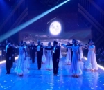 'DWTS' Recap: Dancers Pay Touching Tribute to Len Goodman on 'Most Memorable Year Night'