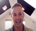 Freddie Prinze Jr. Prefers 'Little Things' for Christmas Presents