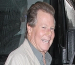 Ryan O'Neal's Death Certificate Reveals Heart Failure as Cause of His Death