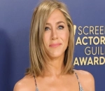 Jennifer Aniston Opens Up on 'Uncomfortable' Chemistry Tests During Auditions