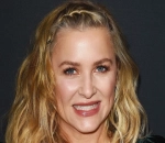 Jessica Capshaw Calls Out Unrealistic Hollywood Beauty Standards