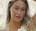Model Iskra Lawrence Praised for Stunning Look in New Maternity Photos