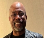 Darius Rucker Pokes Fun at Himself After He Faceplanted at Concert