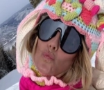 Heidi Klum Wrapped in Bizarre Outfit as She Hits the Slopes in Aspen