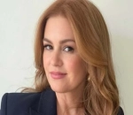 Isla Fisher Wraps Up 2024 With Message of Gratitude After Sacha Baron Cohen Divorce