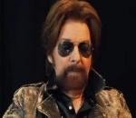 Brooks and Dunn's Ronnie Dunn Abandons the Stage During Indianapolis Concert