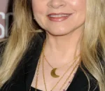 Stevie Nicks' Heartfelt Cover of 'Silent Night' Shines Bright
