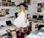 Grimes Announces New Album 'PSY OPERA', Critiques AI in Interview Feature