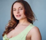 Rachel Emma Goodwin Emerges as New Focus in Entertainment with Growing Attention