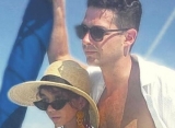 Sarah Hyland and Wells Adams Moving In Together After Long-Distance Romance