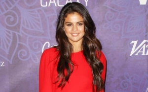 Selena Gomez Risks Wardrobe Malfunction in Daring Skirt