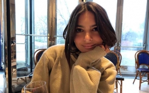 Topless Emily Ratajkowski Gets Husband to Apply Body Oil on Her Butt in New Snap