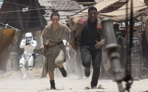 Finn and Rey Won't Be Separated in 'Star Wars Episode IX', J.J. Abrams Promises