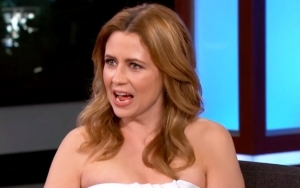 Jenna Fischer Wears Towel on 'Jimmy Kimmel Live!' Due to Wardrobe Malfunction