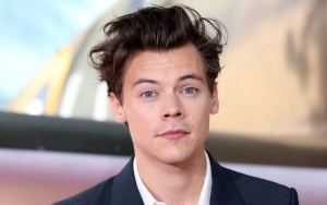 Harry Styles Pulls a Prank on Mabel on Stage During Dublin Show