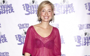 'Smallville' Star Allison Mack Arrested in Connection to Sex Trafficking Scheme