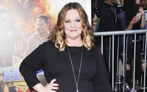 Melissa Mccarthy Apologizes For Dragging J Lo To Dance Floor At