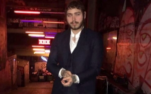 Video: Post Malone Covers Elvis Presley's 'That's All Right' During Surprise Performance