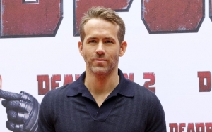 Ryan Reynolds Recalls 'Surreal' Encounter With Honeymooning Fans