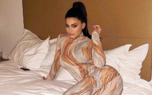 Pics: Kylie Jenner Gets 'MILF' Gifts on Mother's Day