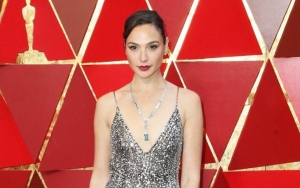 Gal Gadot to Produce and Potentially Star in Fidel Castro Film
