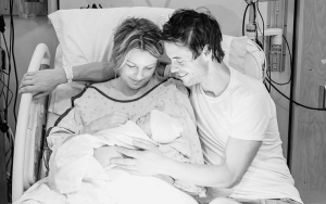Former 'Bachelorette' Star Ali Fedotowsky Welcomes Baby Boy