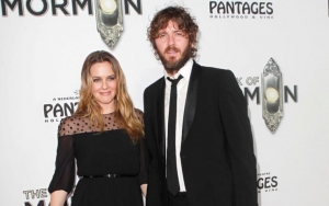 Alicia Silverstone and Christopher Jarecki Are Divorcing After More Than 20 Years Together